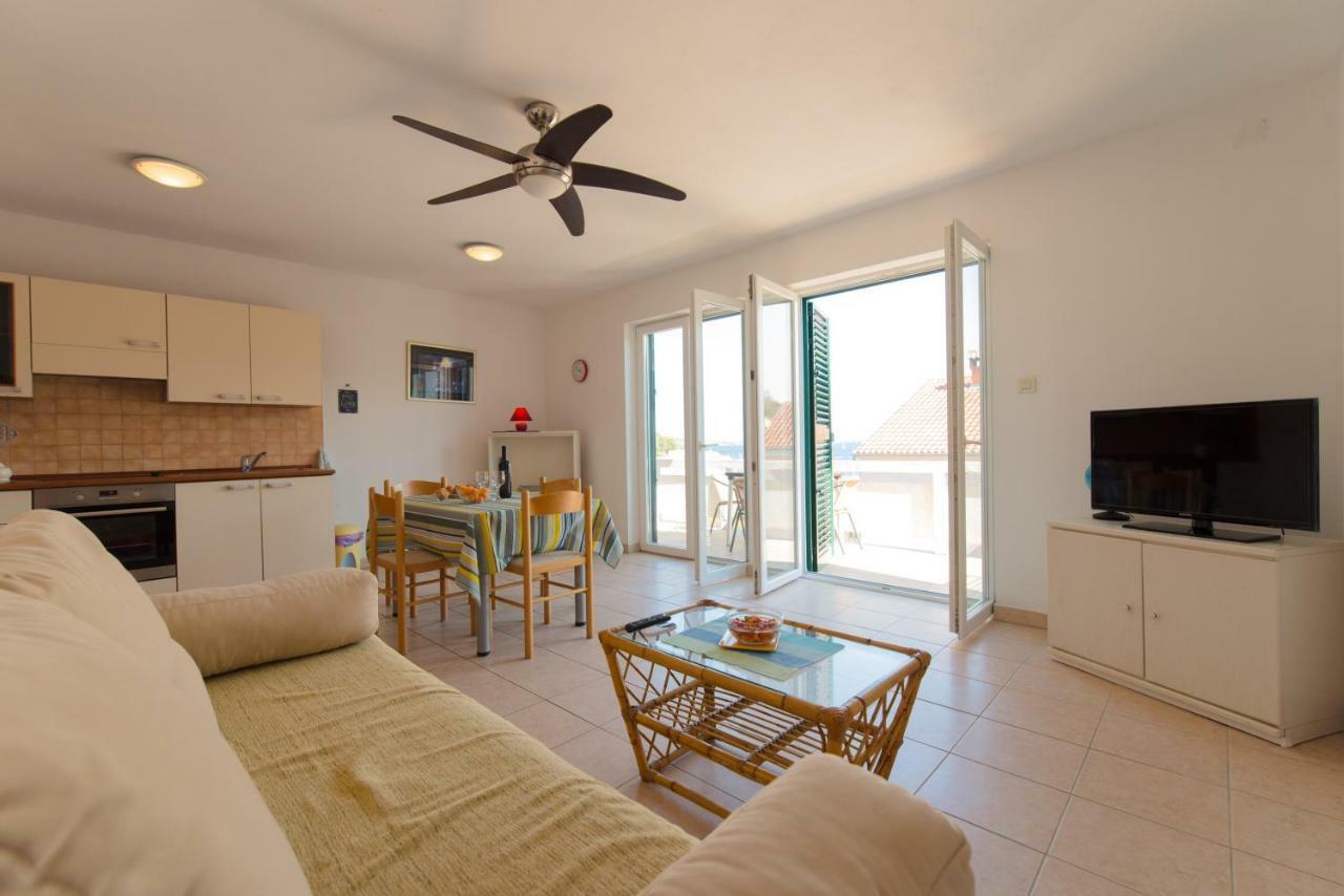 Sali Modern Seaview Apartment מראה חיצוני תמונה